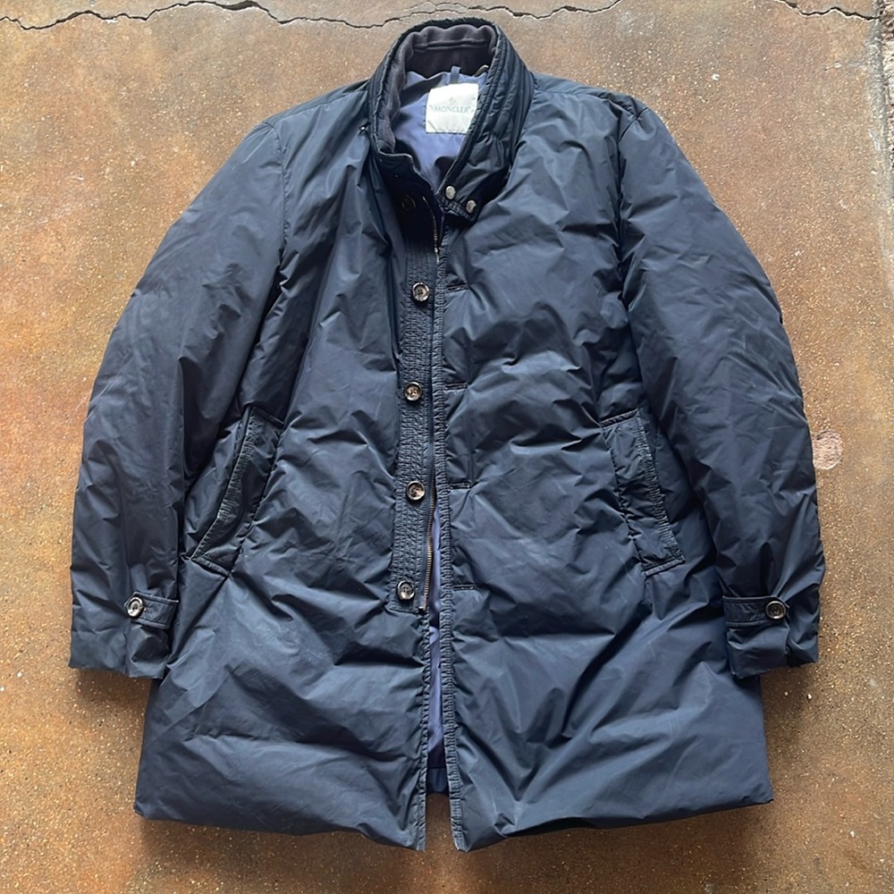 Black Moncler down trench jacket size 7 (XL)
